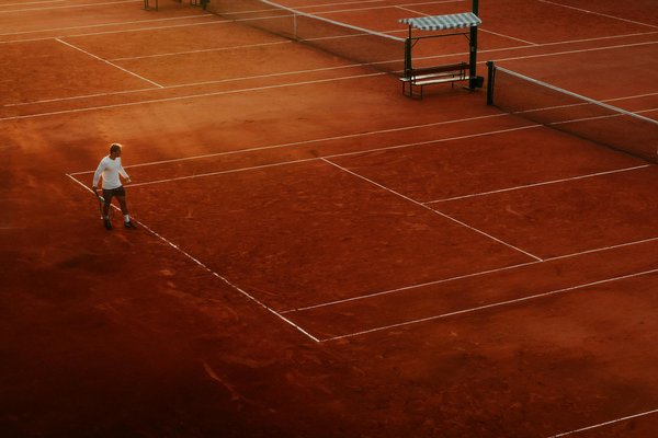 Scopri i segreti per potenziare la forza esplosiva nei calci del taekwondo: consigli e tecniche vincenti!